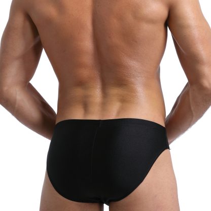 Stylish Swimsuits for Beach Days - Image 6
